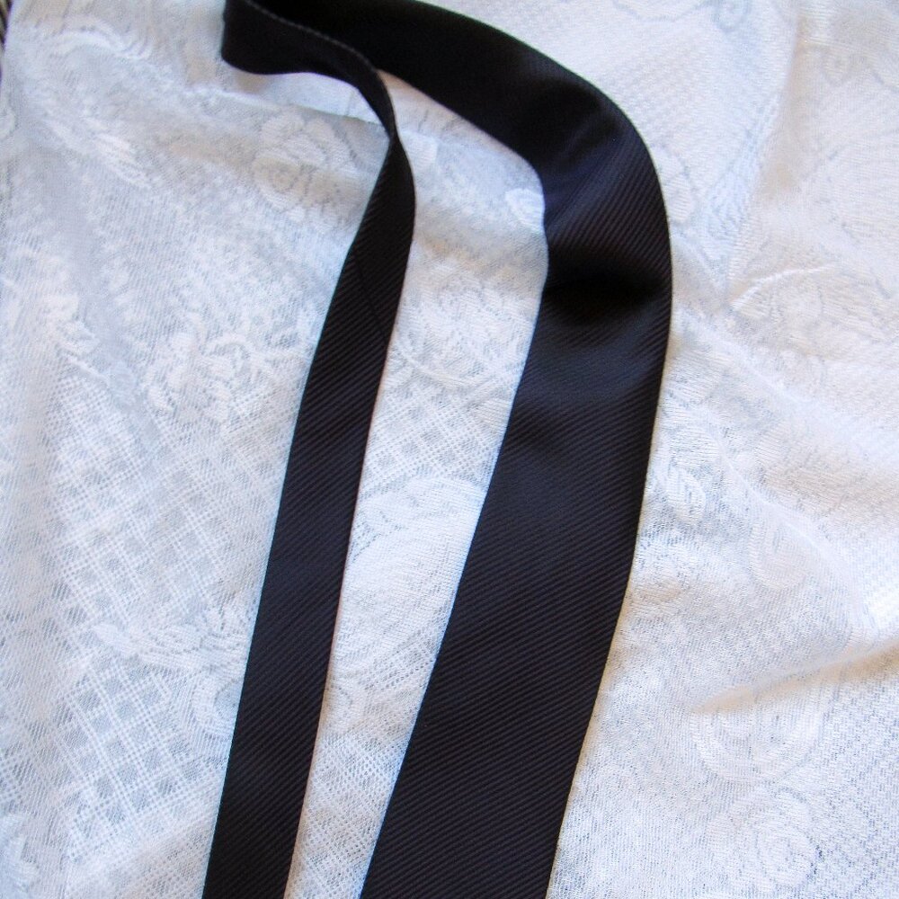 Burberry London  Men Tie, Silk, Hand Made, Dark Purple/Black color, striped - Picture 7 of 9